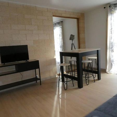 Manava Apartment Claveyson Екстериор снимка