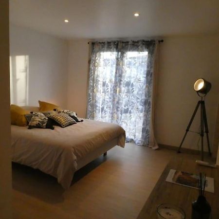 Manava Apartment Claveyson Екстериор снимка