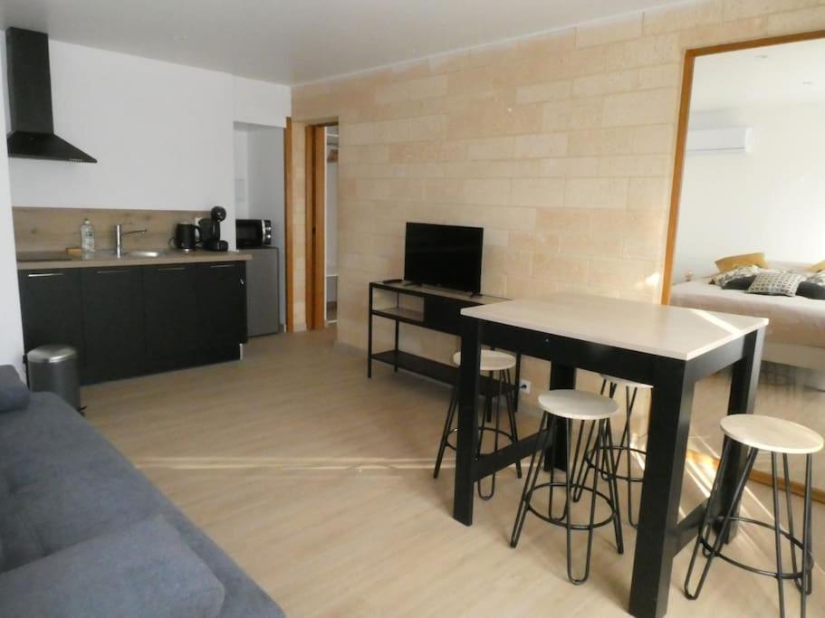 Manava Apartment Claveyson Екстериор снимка